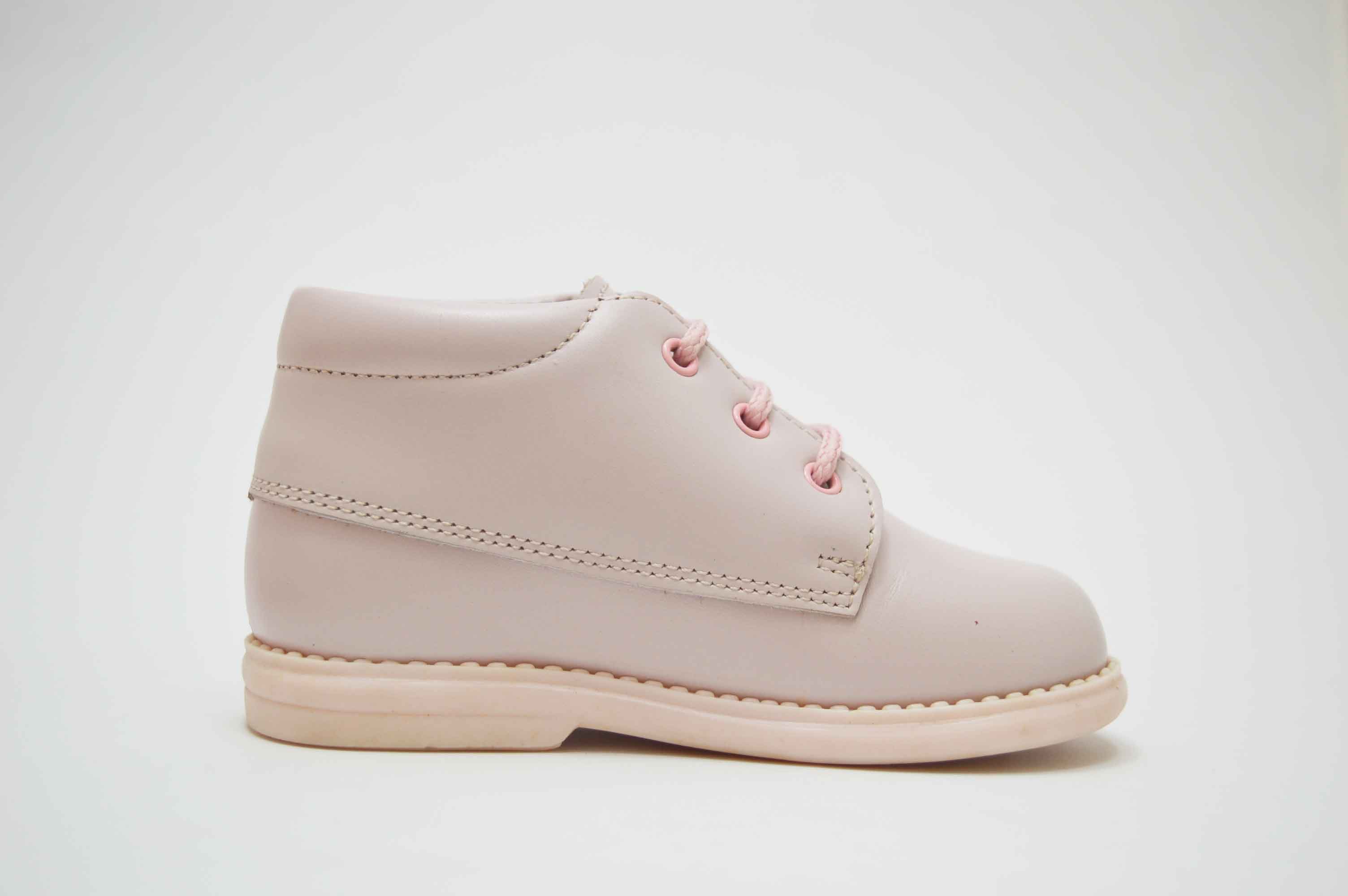 Botita cordones flor bordada niña - Imagen 10