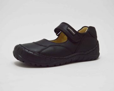 Colegial mercedita niña