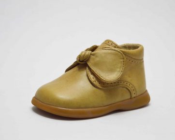 Botita cierre adherente lazo niña