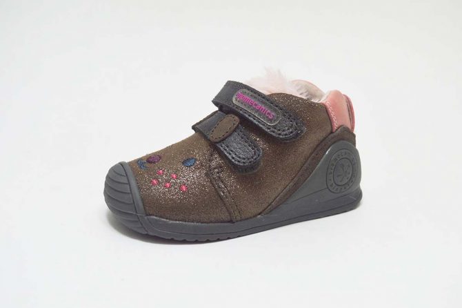 Bota bronce pelo niña Biomecanics