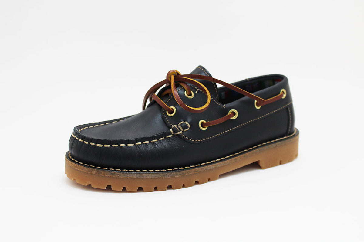 Náutico suela gruesa azul marino cordones marrones niño niña