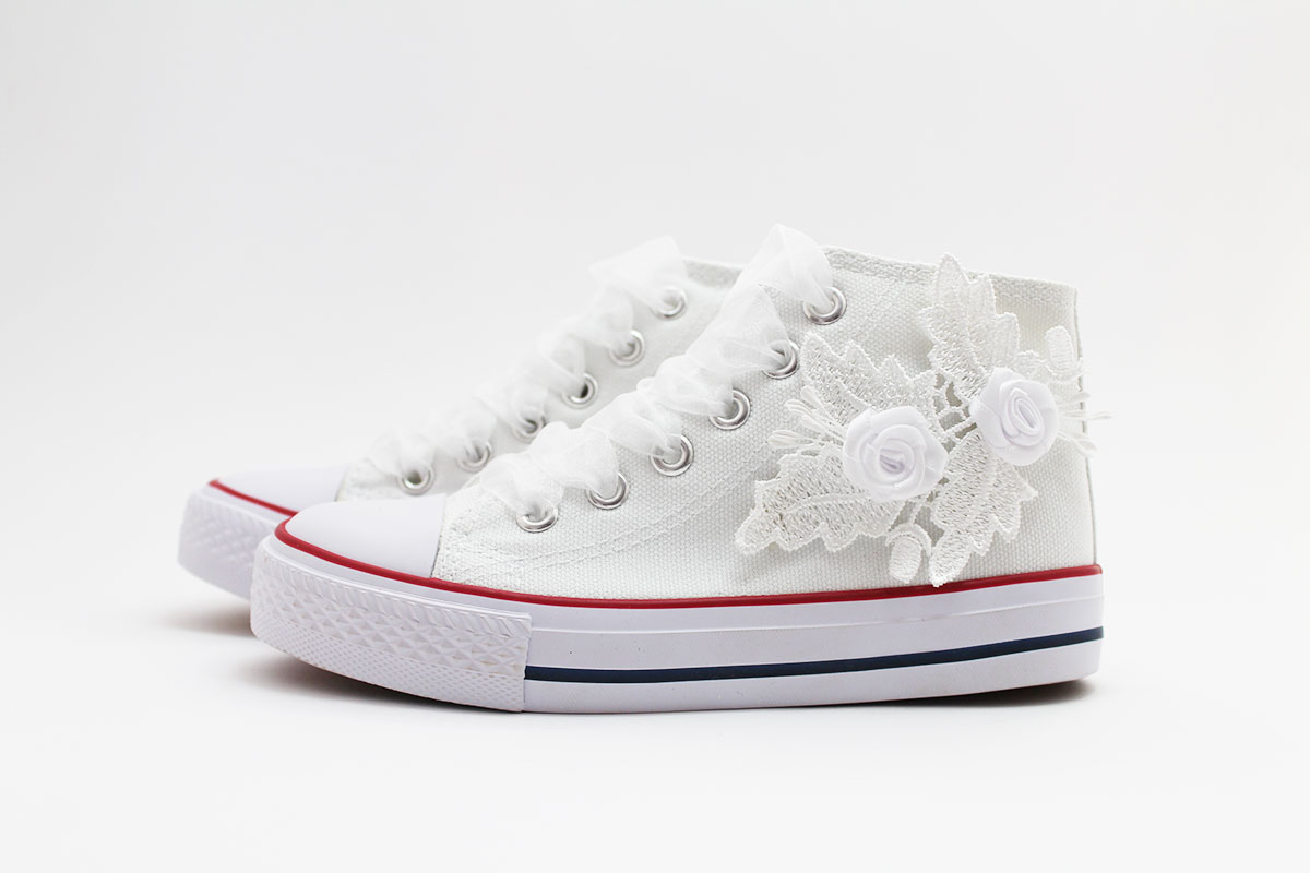 Zapatillas comunión blanco flores