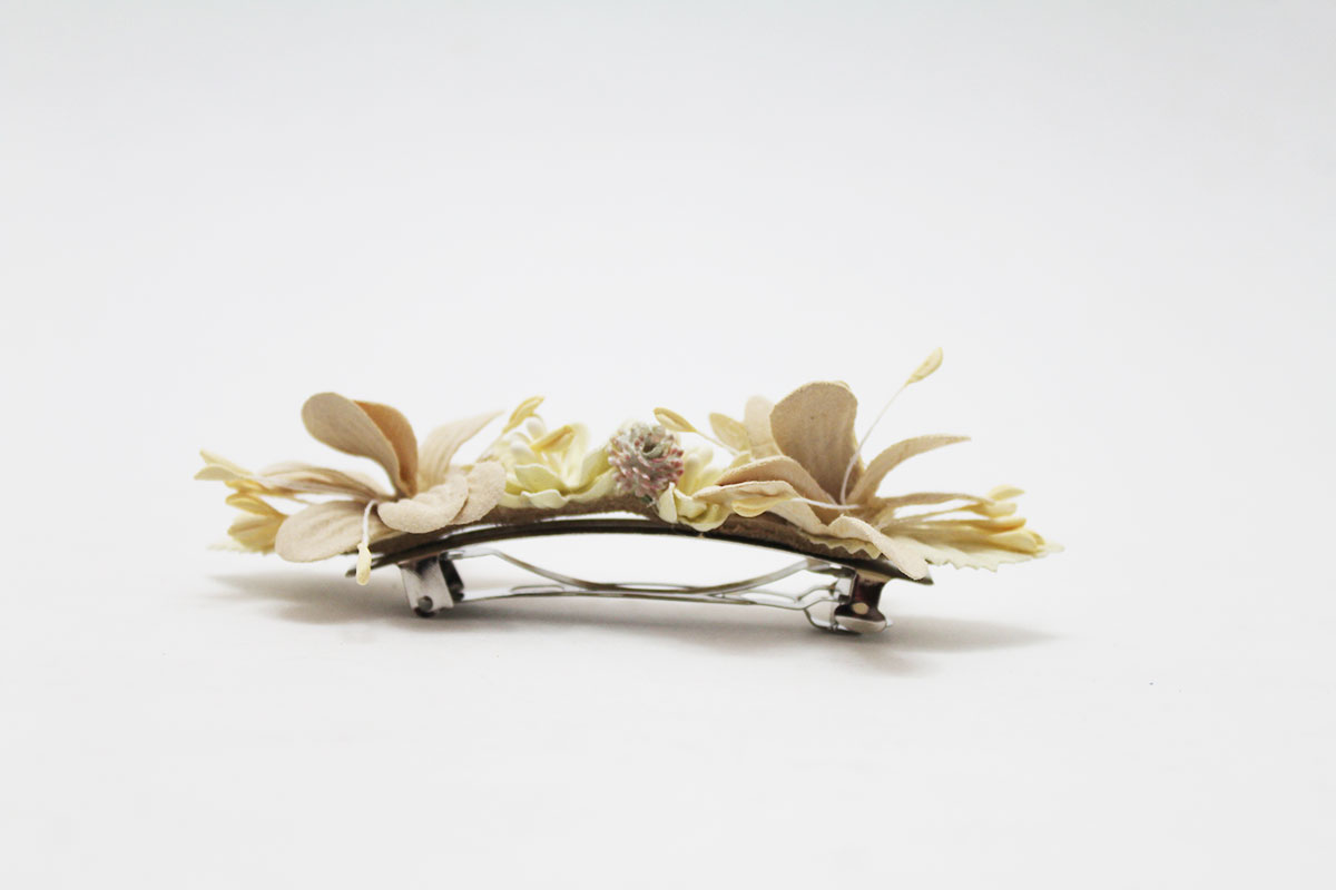 Pasador dos flores hojas ramilletes niña - Imagen 5