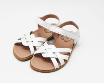 Sandalias barefoot niña tiras entrelazadas