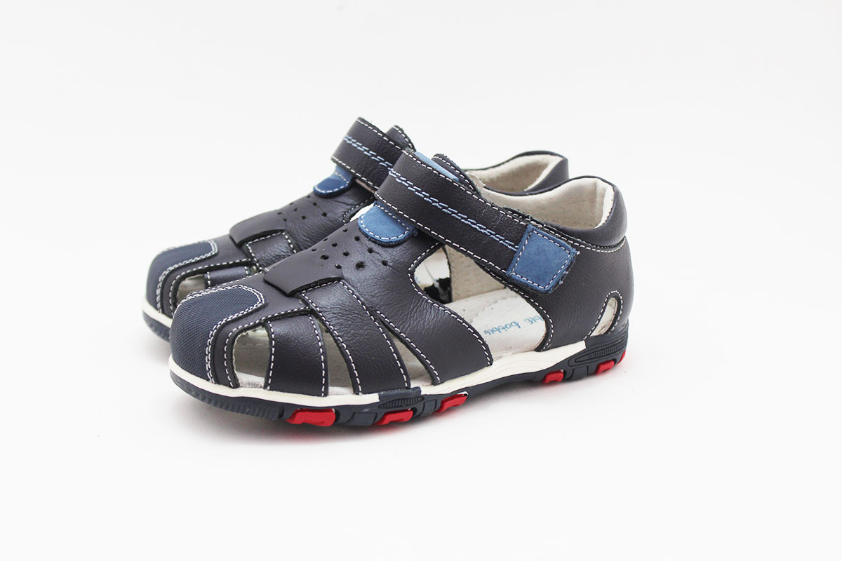 Sandalias niño azul marino puntera bubble